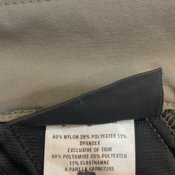 Patagonia Olive Green/Tan Pants—Many Zippered Pockets—Like New Condition—38 - Picture 11 of 12